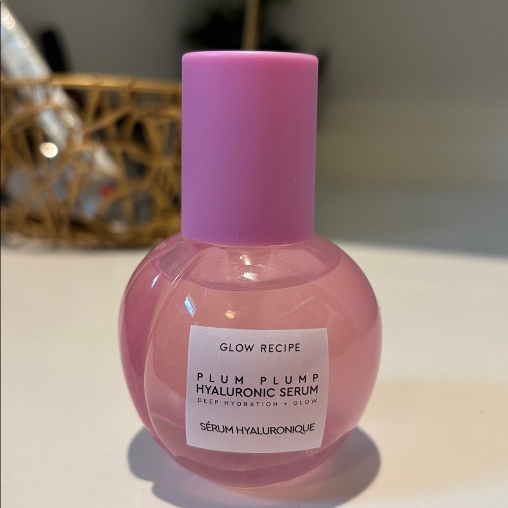Glow Recipe Plum Plump Hyaluronic Serum - Soft Pink